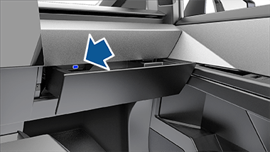 Guantera abierta para mostrar la unidad USB-A