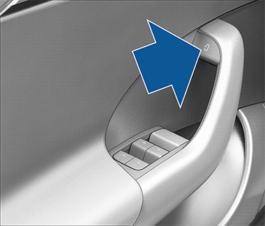 an arrow pointing to the open door button